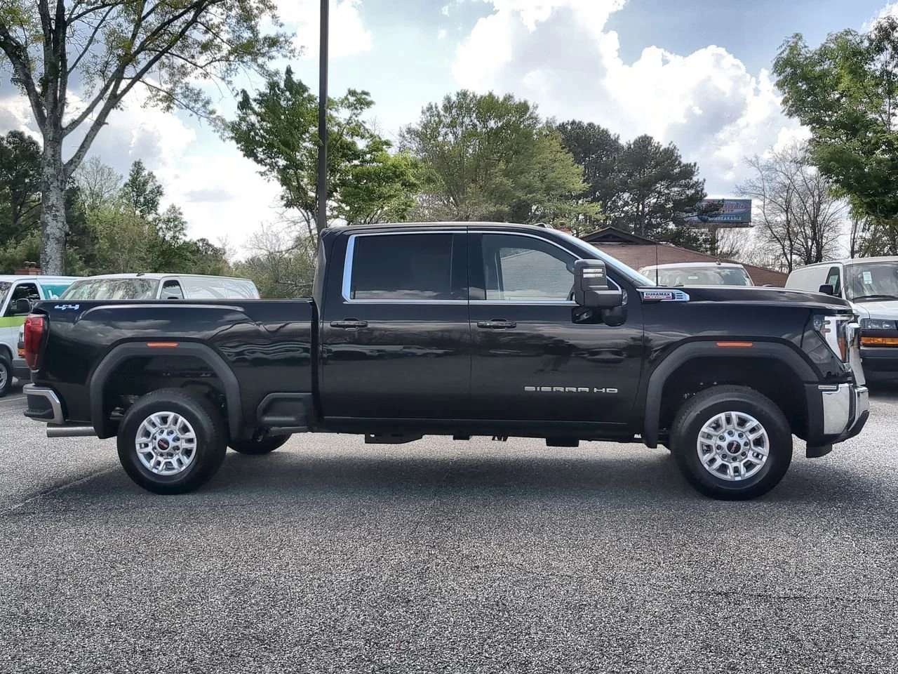 New 2026 Onyx Black GMC SLE image 9