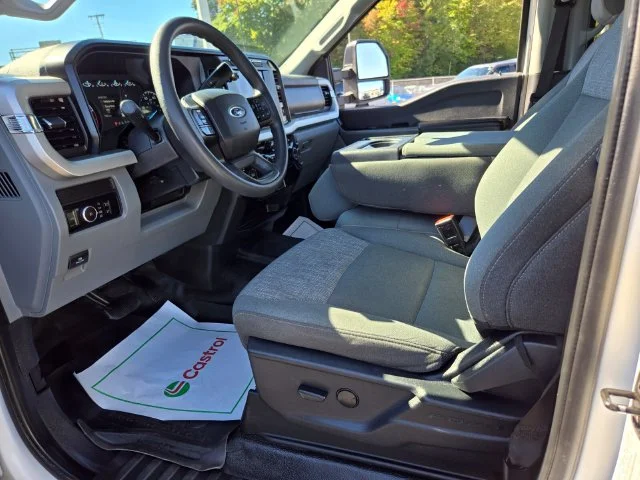 Used 2024 White Ford XLT image 10