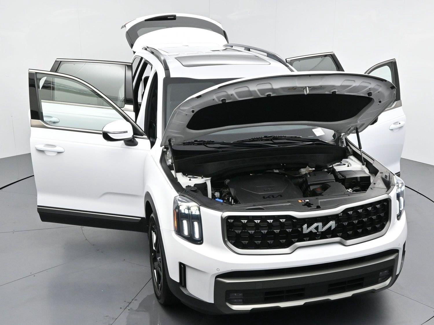 Used 2023 Glacial White Pearl Kia SX X-Line image 53