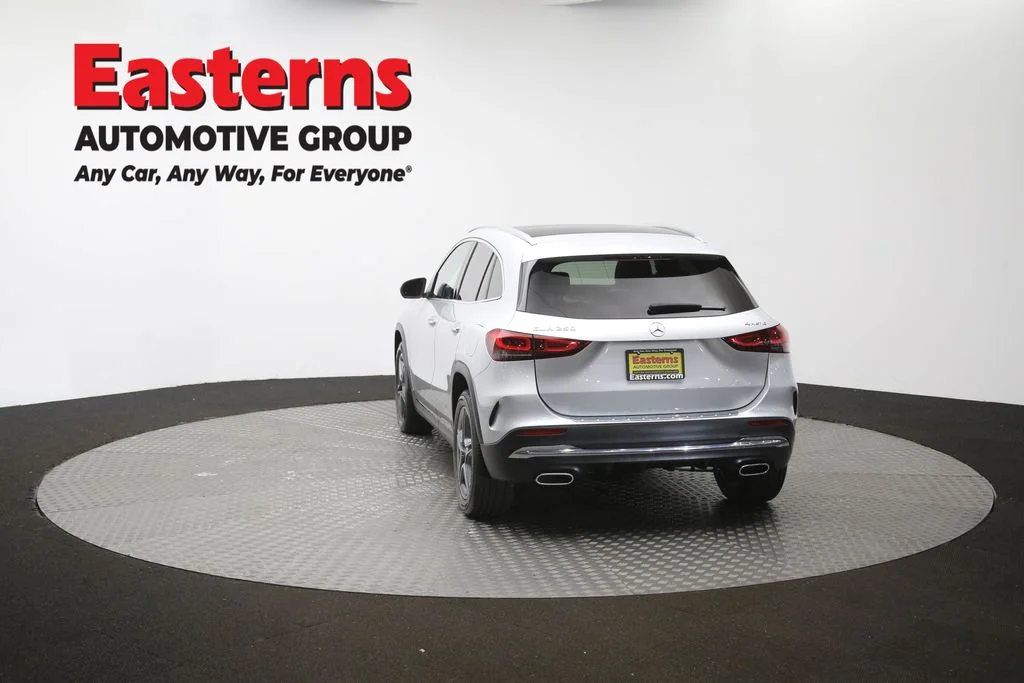 Used 2022 Silver Mercedes-Benz GLA 250 image 37