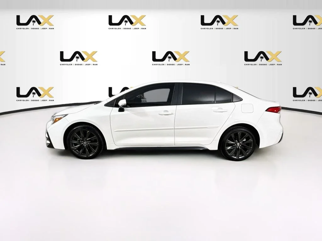 Used 2025 White Toyota SE image 4