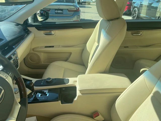 Used 2014 Gray Lexus 350 image 9