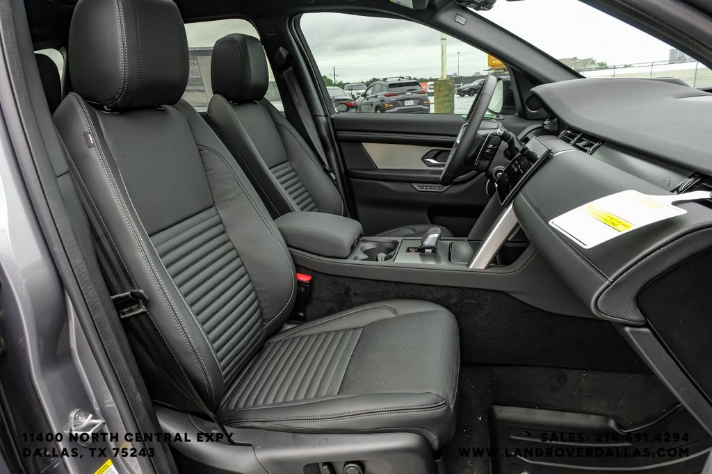 New 2026 Eiger Gray Metallic Land Rover Landmark image 32