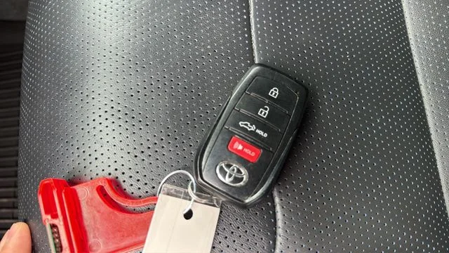Certified Used 2025 Silver Toyota Platinum image 18