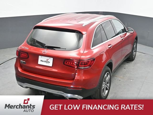 Used 2022 Red Mercedes-Benz GLC 300 image 35