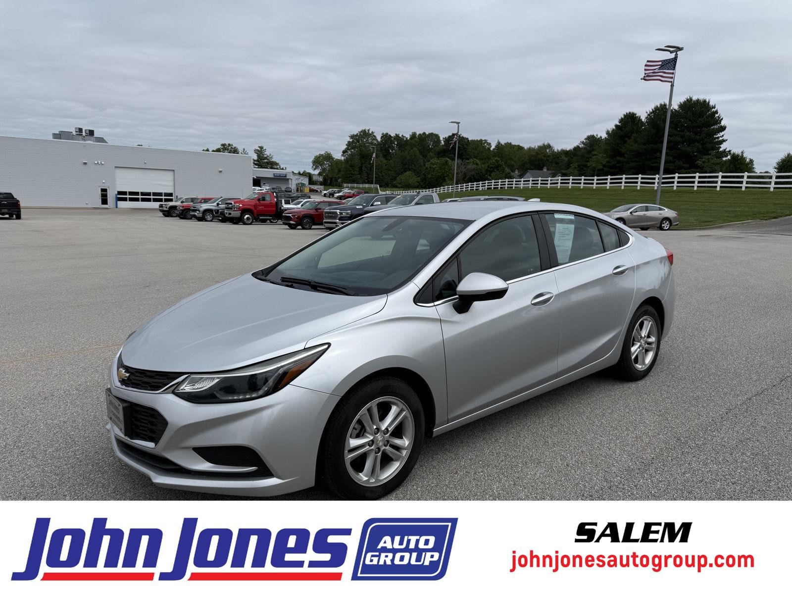 2017 Chevrolet Cruze LT Auto's photo