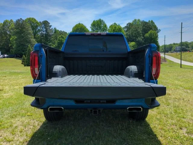 Used 2022 Dynamic Blue Metallic GMC AT4 image 24
