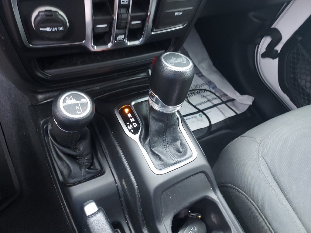 Used 2019 White Jeep Unlimited Sport S image 24