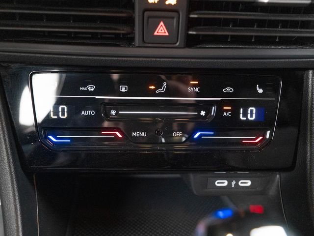 2025 Volkswagen Jetta Sport - Photo 21