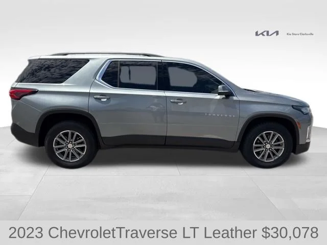 Used 2023 Gray Chevrolet LT Leather image 9