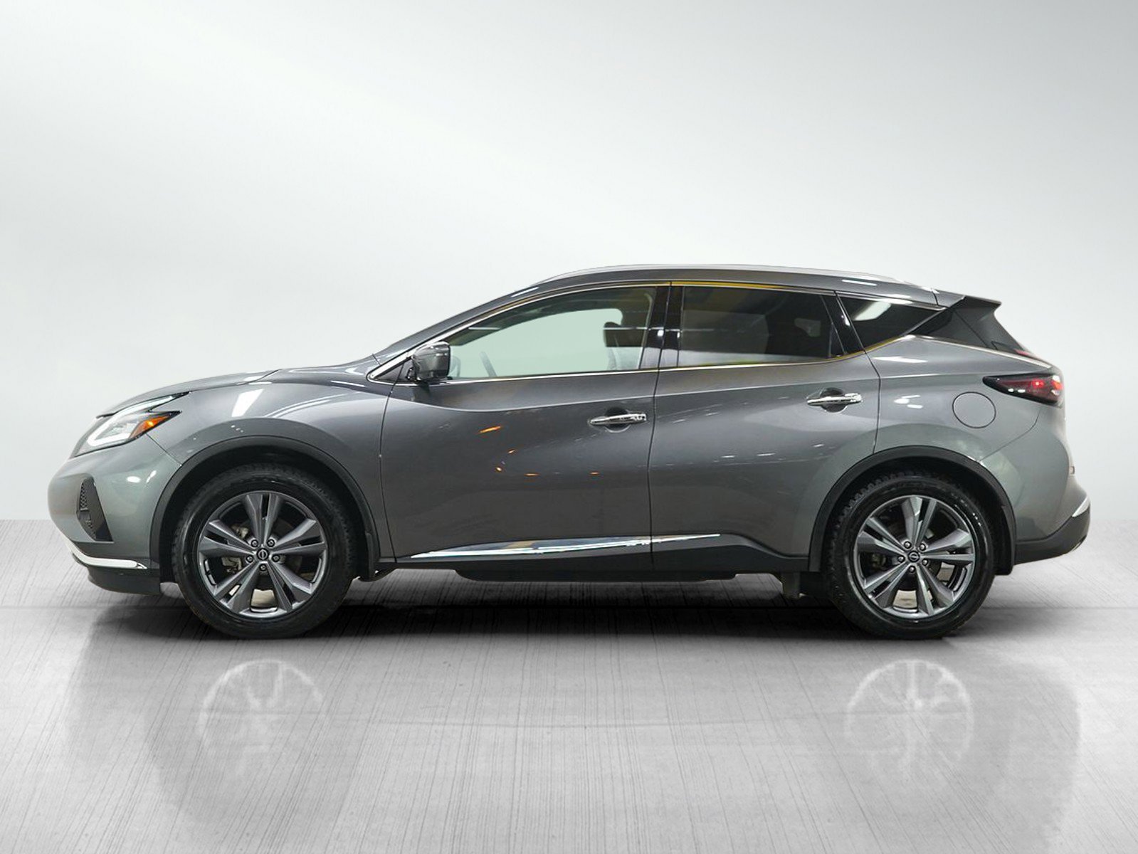 Used 2024 Nissan Murano Platinum with VIN 5N1AZ2DS7RC117440 for sale in Burnsville, Minnesota
