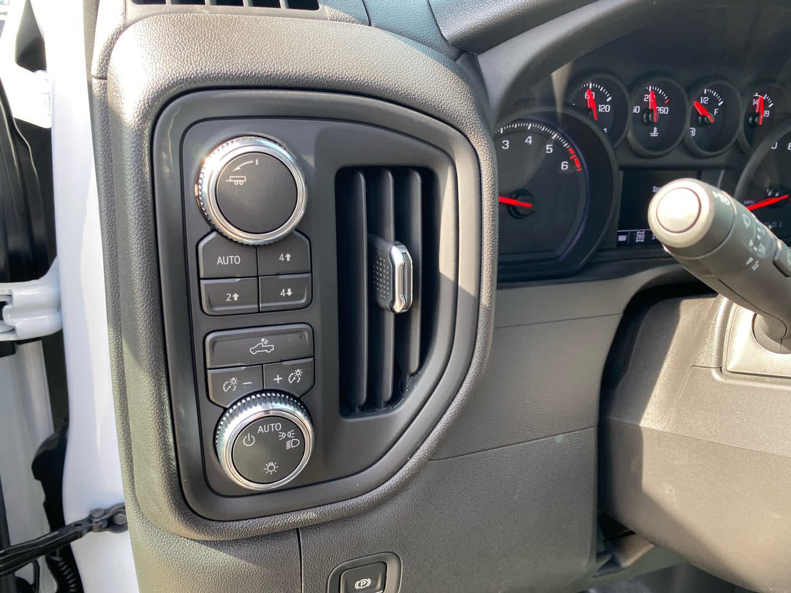 2026 GMC Sierra 1500 Pro - Photo 14