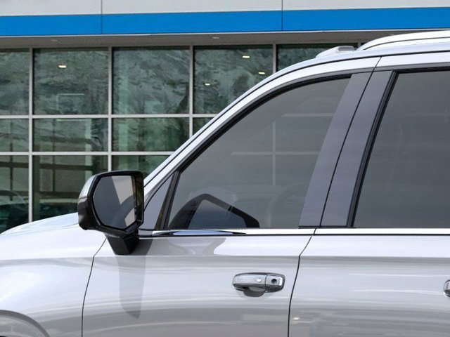 2025 Chevrolet Suburban Premier - Photo 13