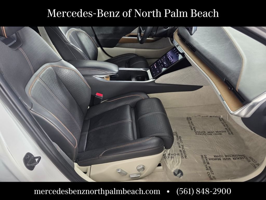 Used 2023 White Lucid Grand Touring image 29