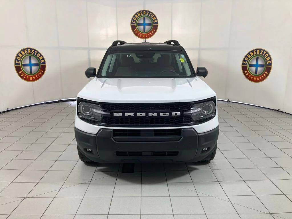 Used 2025 White Ford Outer Banks image 19
