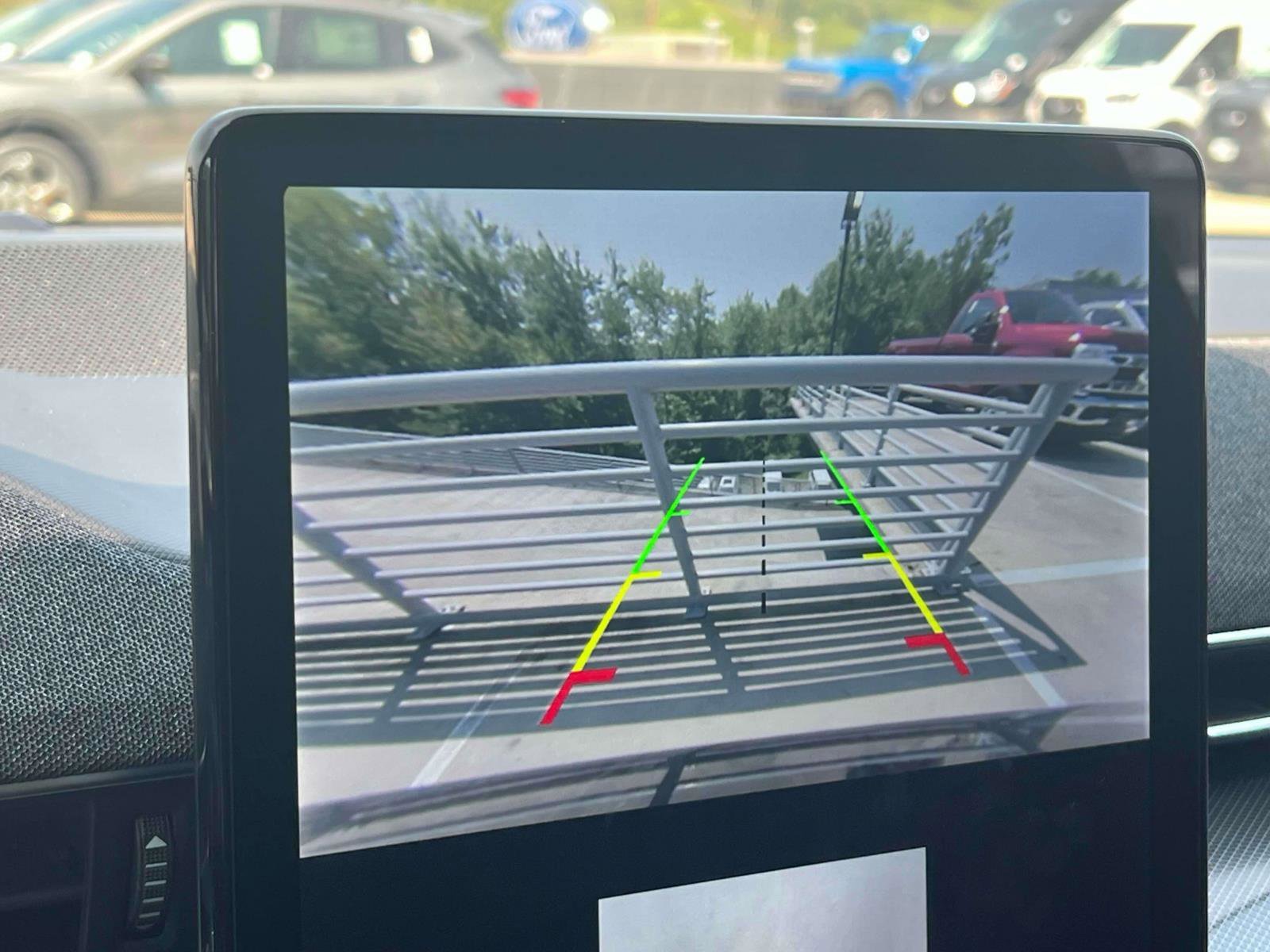 2025 Ford Mustang Mach-E GT - Photo 18