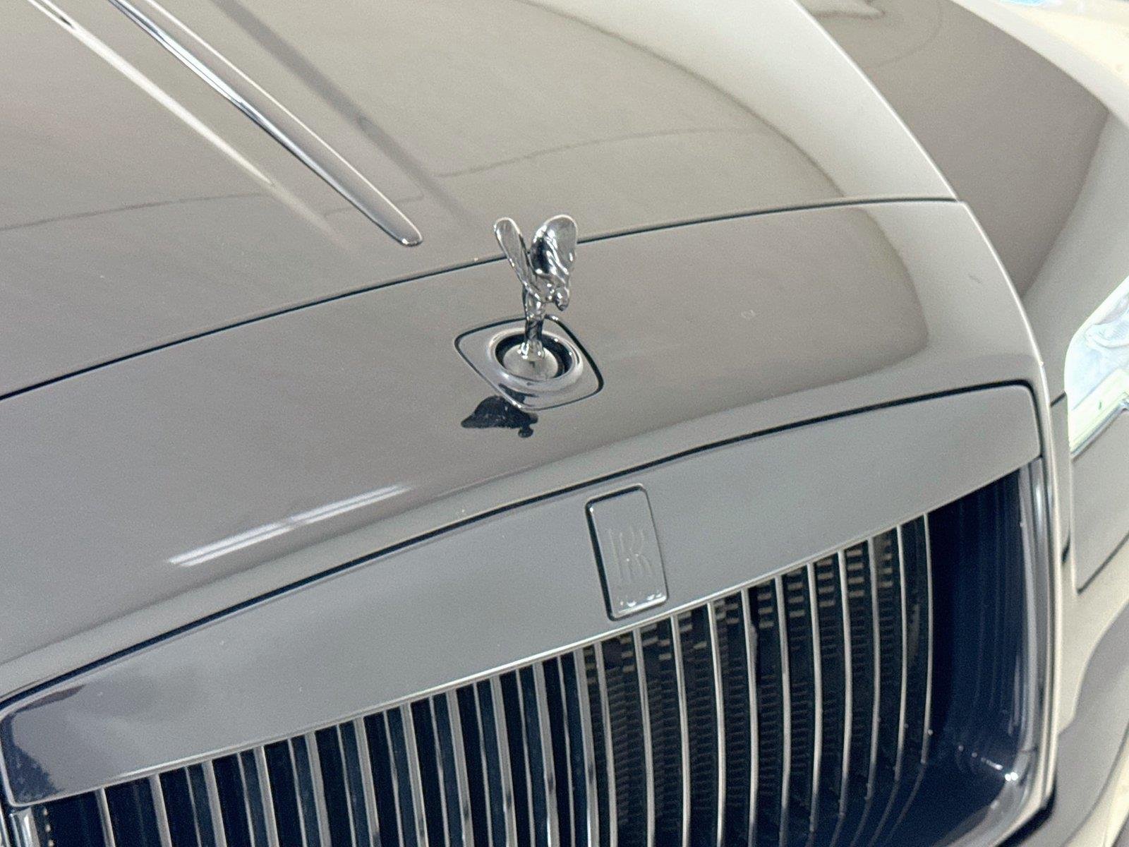 Used 2018 Obsidian Rolls-Royce  image 29