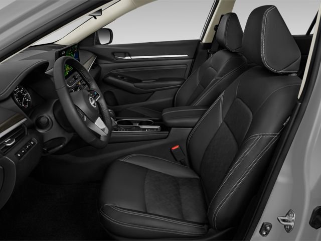 2024 Nissan Altima SV - Photo 10