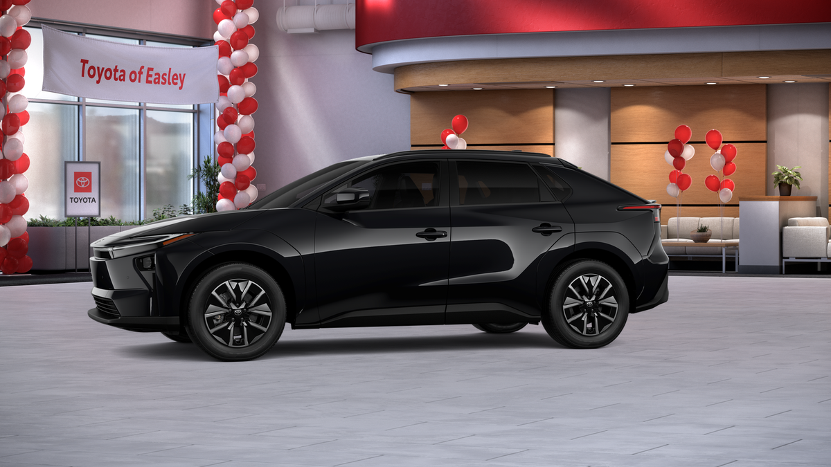 New 2026 Midnight Black Metallic Toyota XLE image 3
