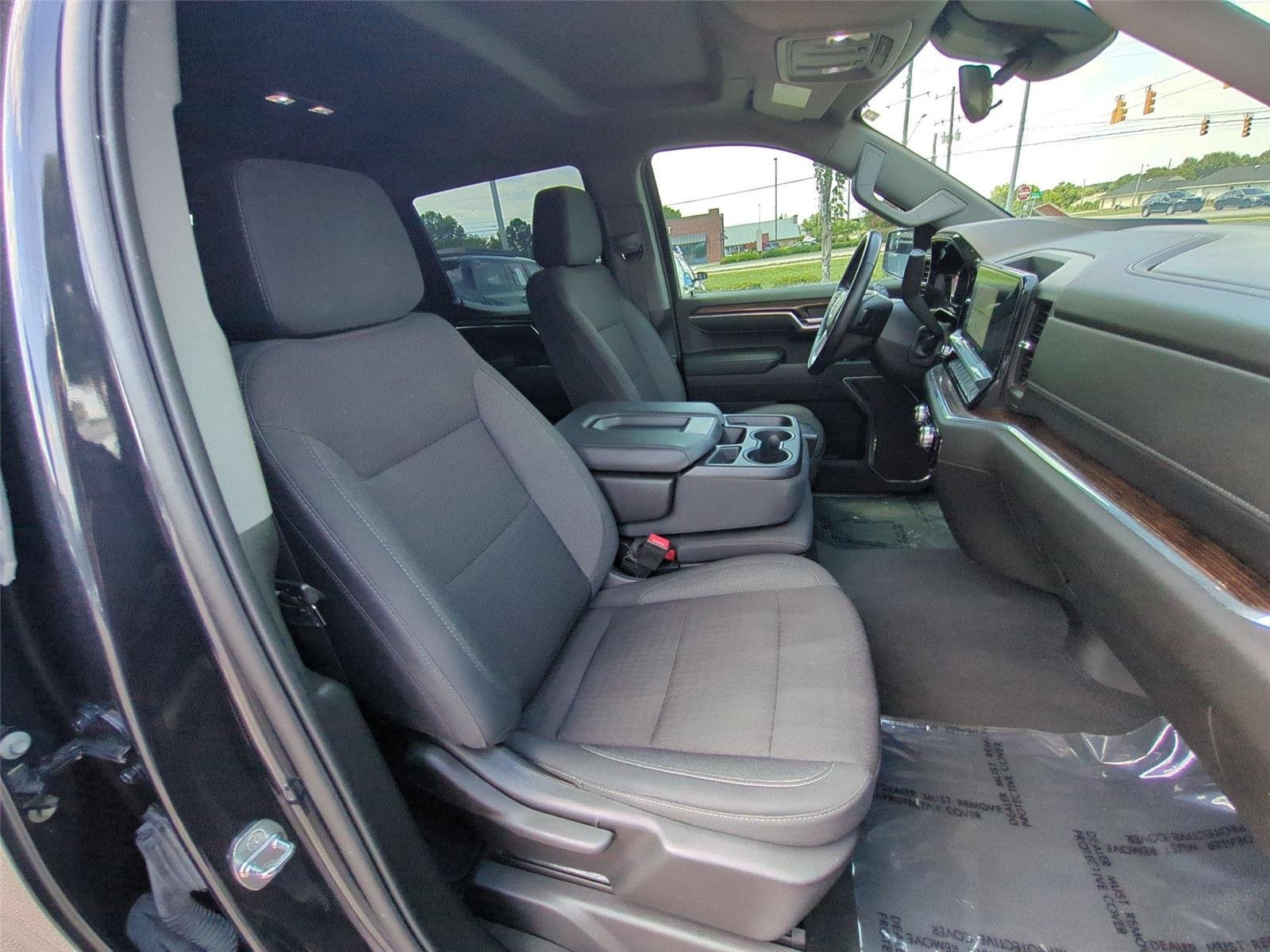 Used 2024 Onyx Black GMC Elevation image 38
