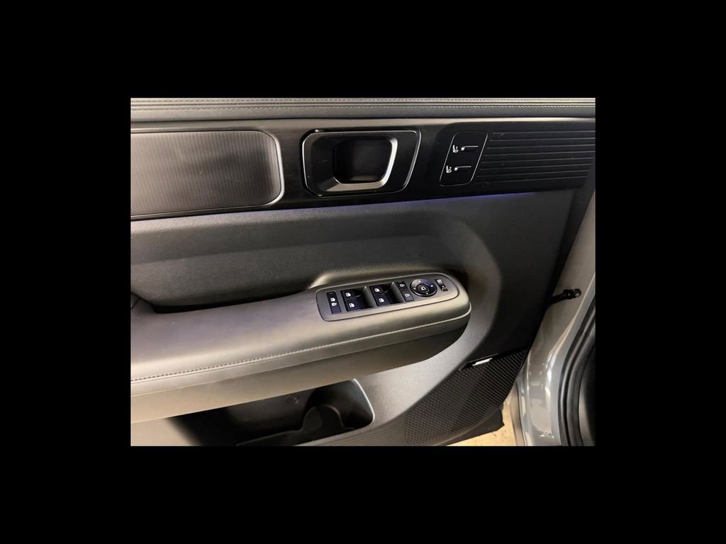 Used 2025 Gray Hyundai Calligraphy image 12