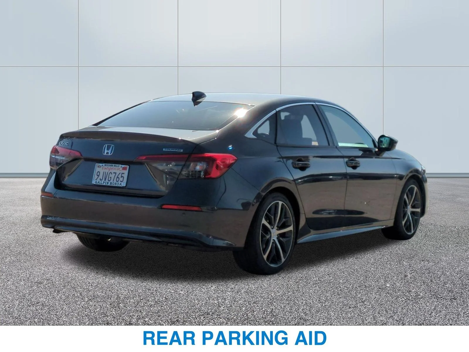 Used 2024 Gray Honda Touring image 7