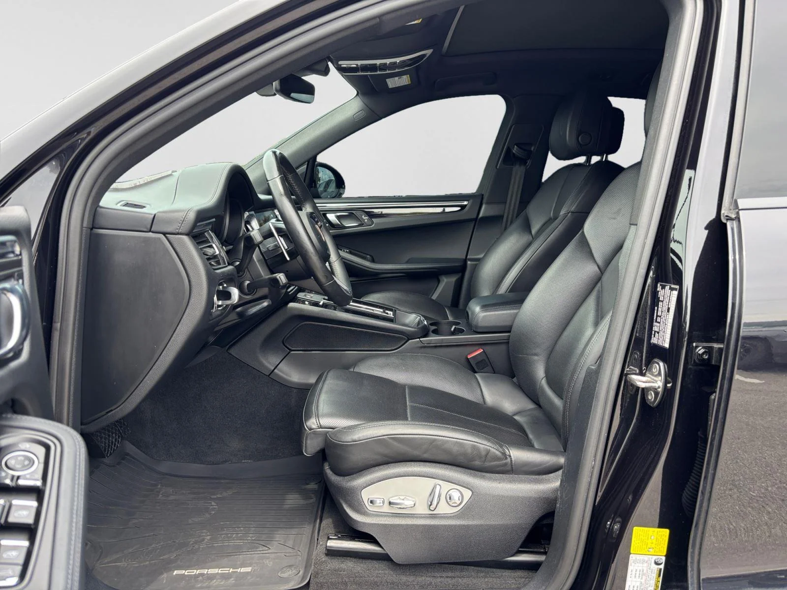 Used 2022 Jet Black Metallic Porsche S image 10