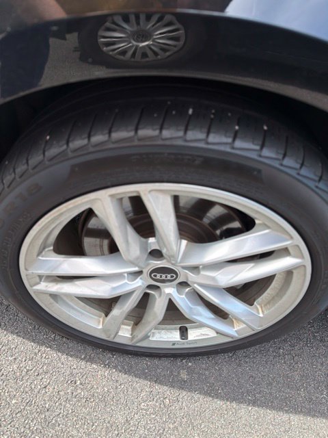 Used 2021 Black Audi  image 13