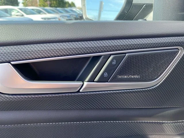 2026 Volkswagen Atlas Cross Sport SEL Premium R-LINE - Photo 25