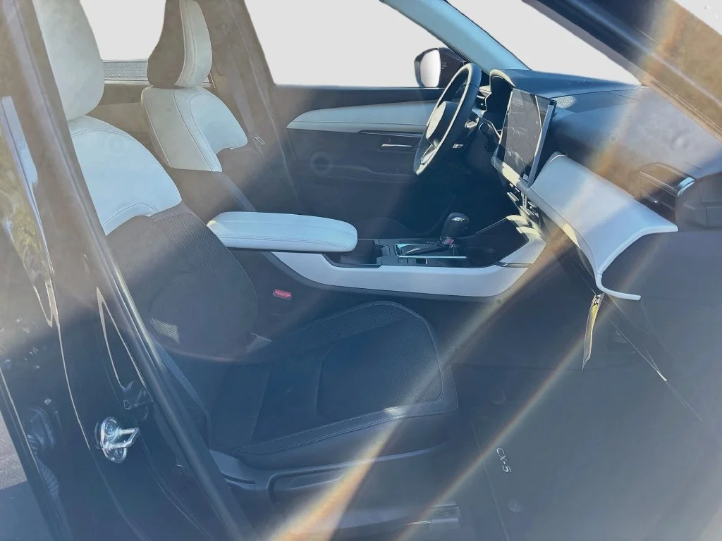 New 2026 Jet Black Mica Mazda 2.5 S Select AWD image 27