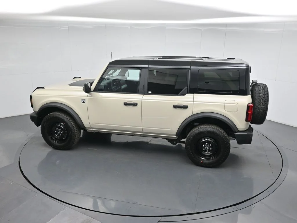 New 2026 Beige Ford Big Bend image 38