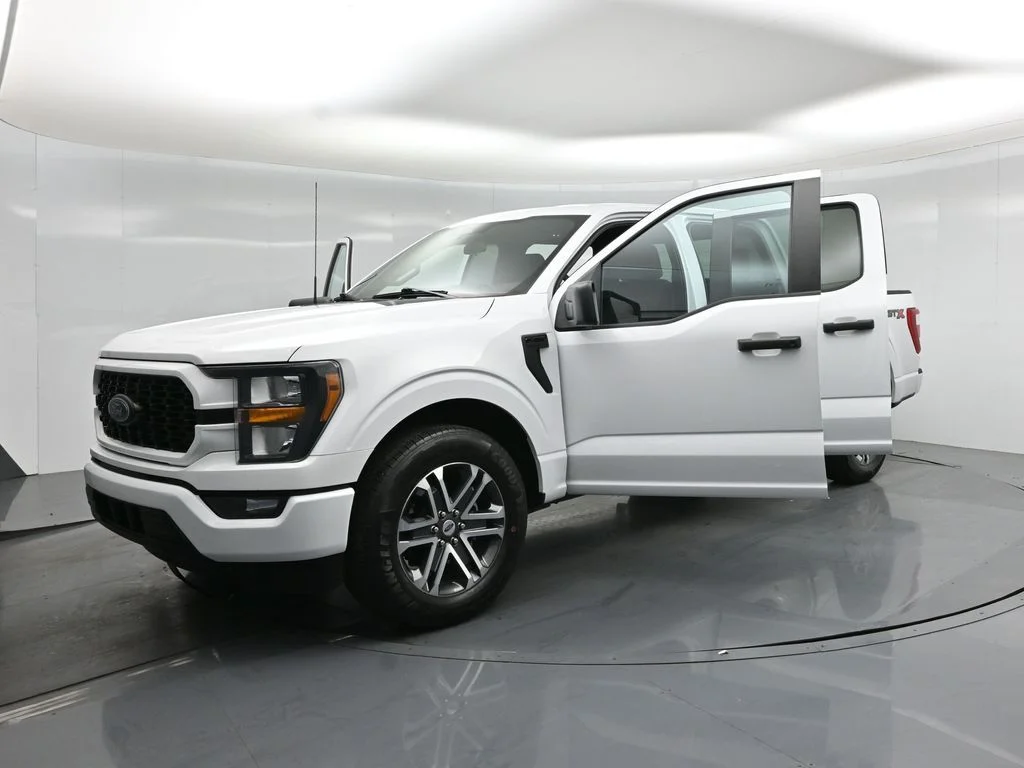 Certified Used 2023 White Ford XL image 27