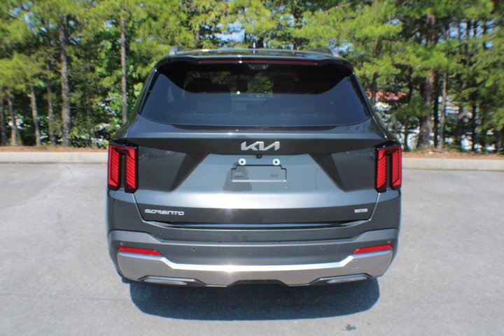 Used 2025 Interstellar Gray Kia SX Prestige image 17