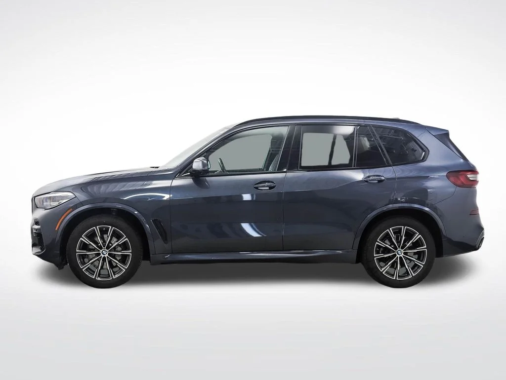 Used 2022 BMW X5 40i with VIN 5UXCR6C06N9J38211 for sale in Minneapolis, Minnesota