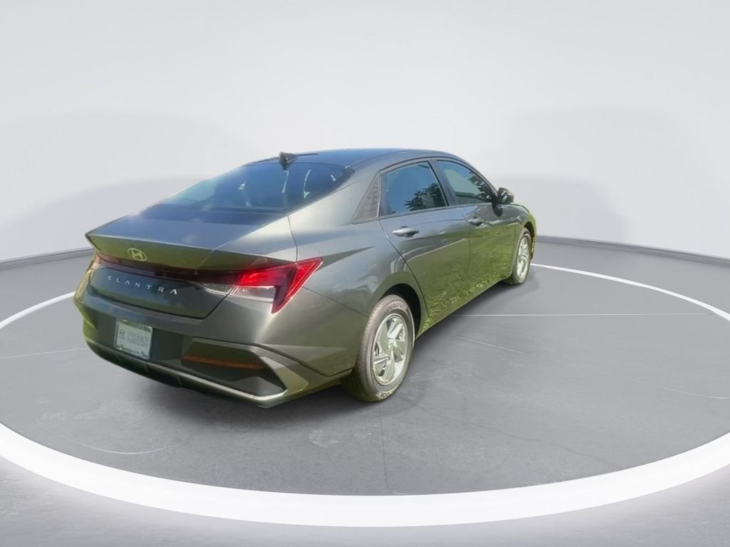 Certified Used 2026 Gray Hyundai SE image 8
