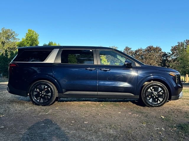 Used 2026 Blue Kia LXS image 10