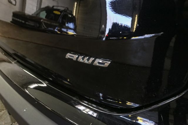 Used 2024 Black Ford SEL image 10