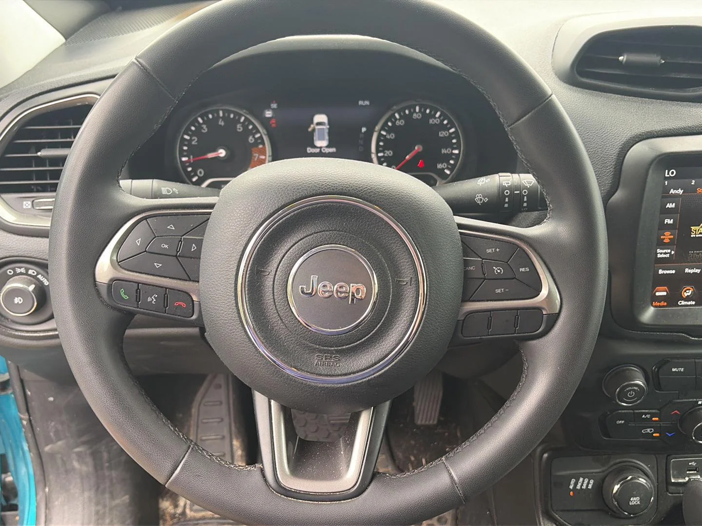 Used 2022 Metallic Jeep Latitude image 6