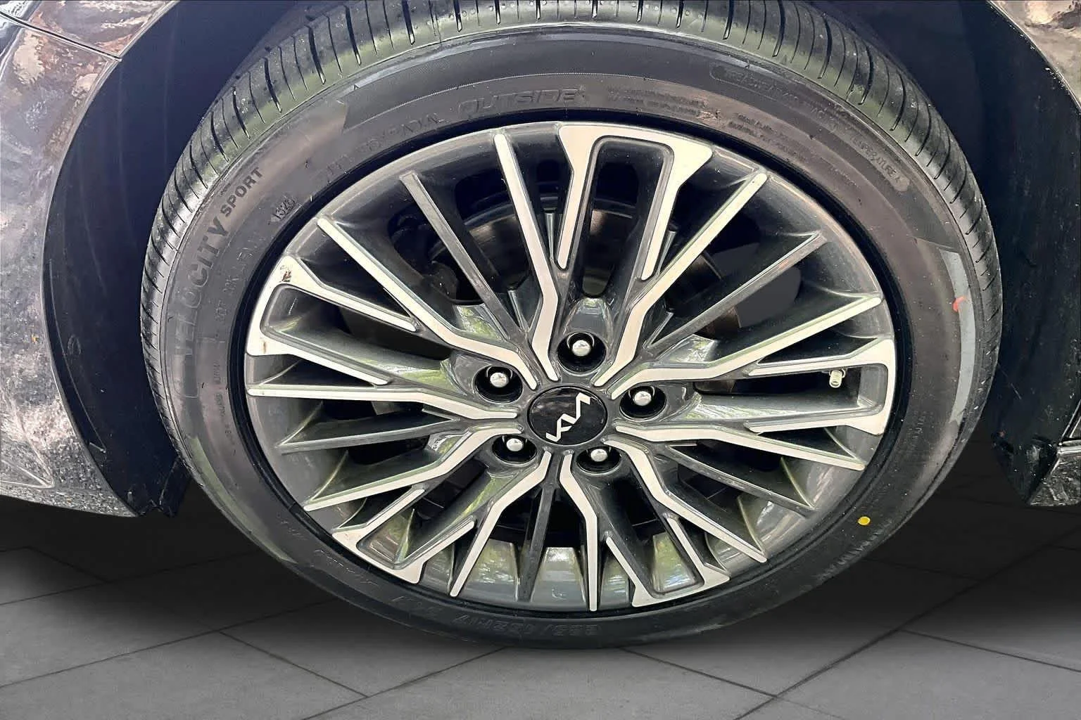 Used 2023 Aurora Black Kia GT-Line image 11
