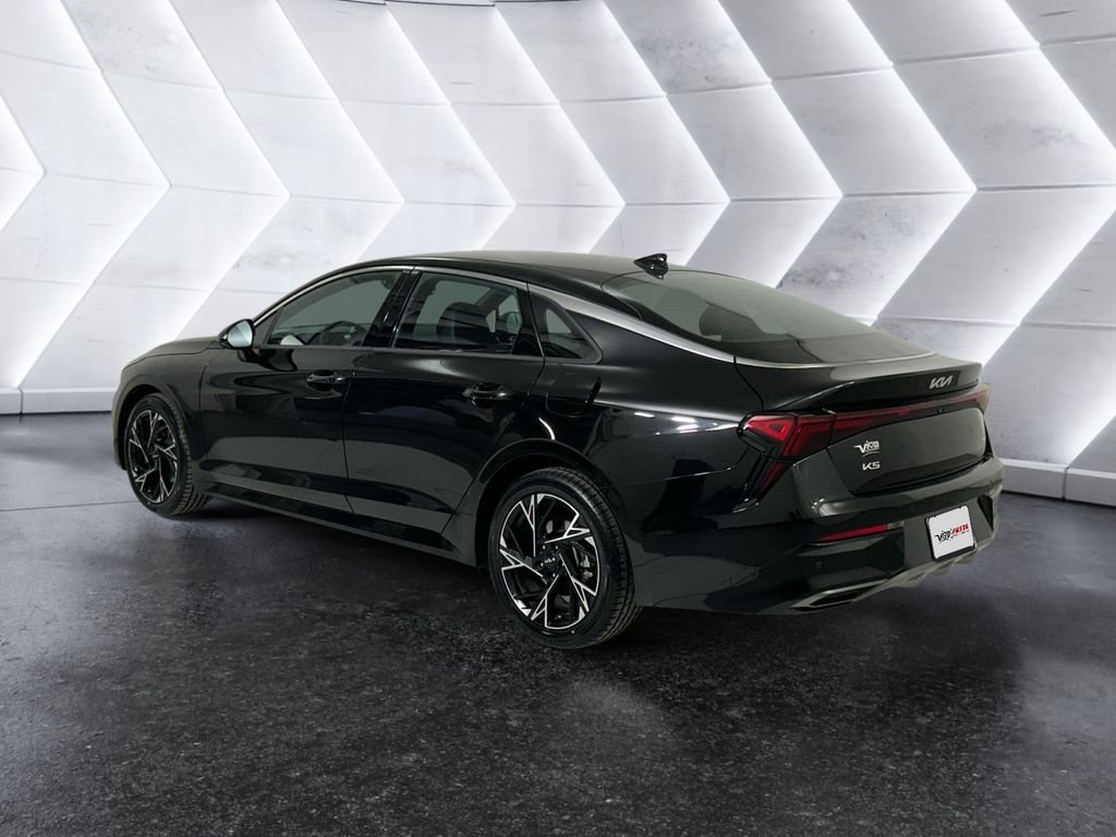 Used 2025 Black Kia GT-Line image 6