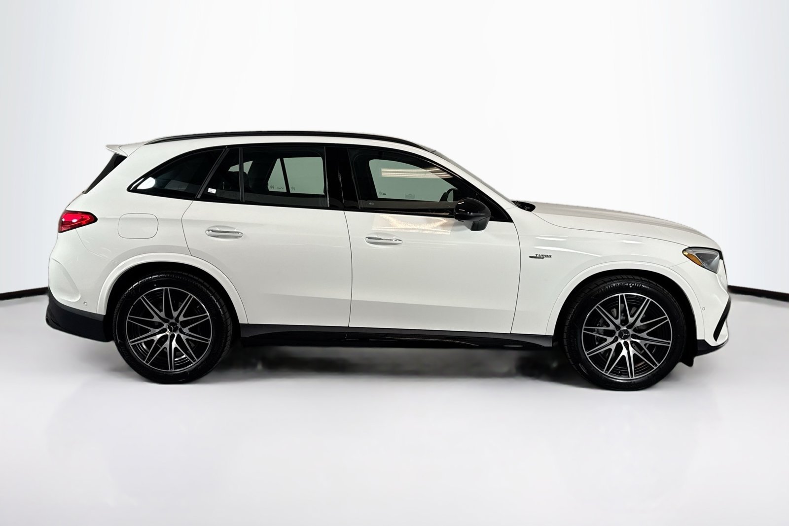 New 2026 Polar White Mercedes-Benz AMG® GLC 43 image 4