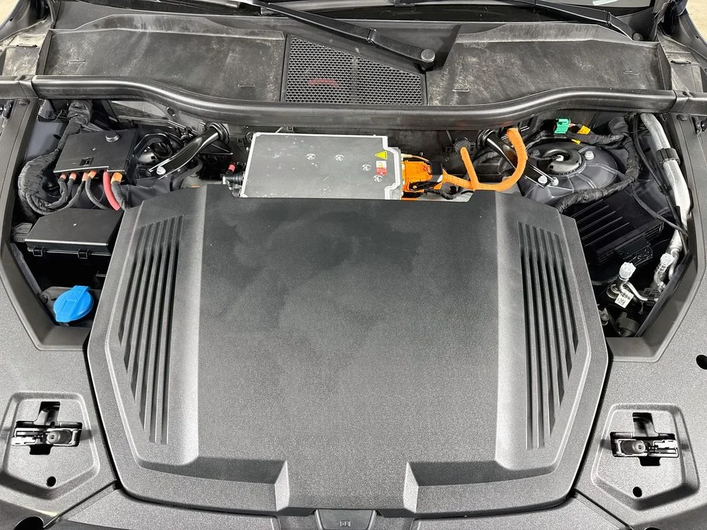Used 2024 Gray Audi Premium Plus image 31