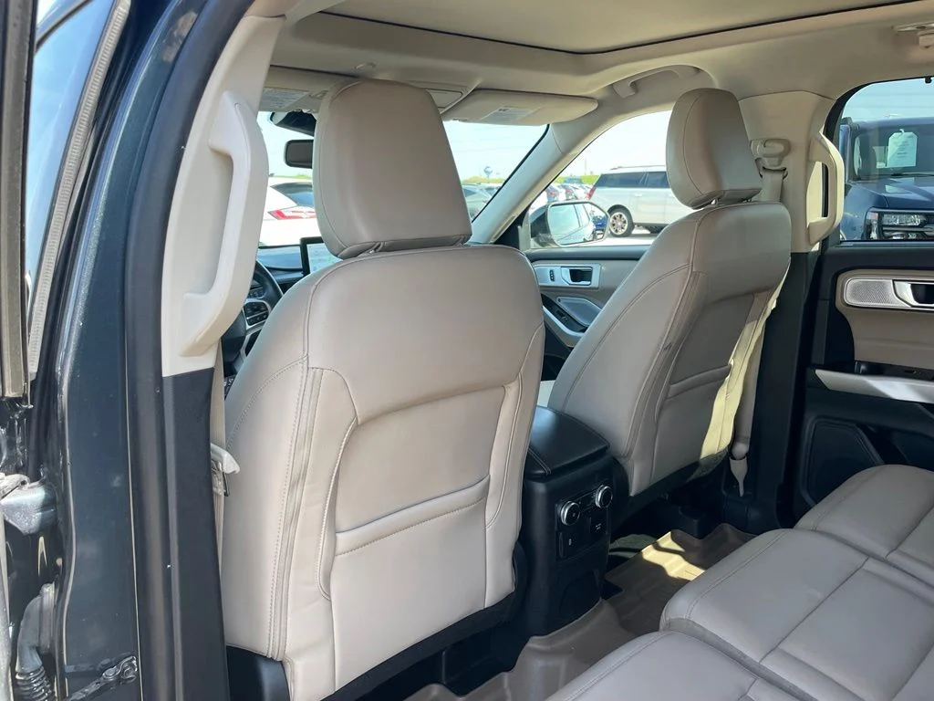 Used 2022 Blue Ford Limited image 50