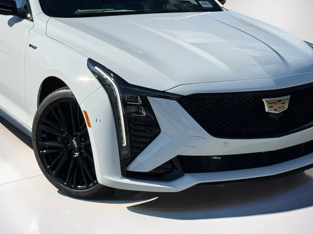 New 2026 Summit White Cadillac V-Series image 6