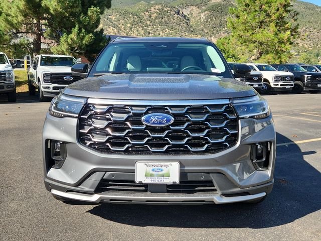 New 2026 Carbonized Gray Metallic Ford Platinum™ image 6