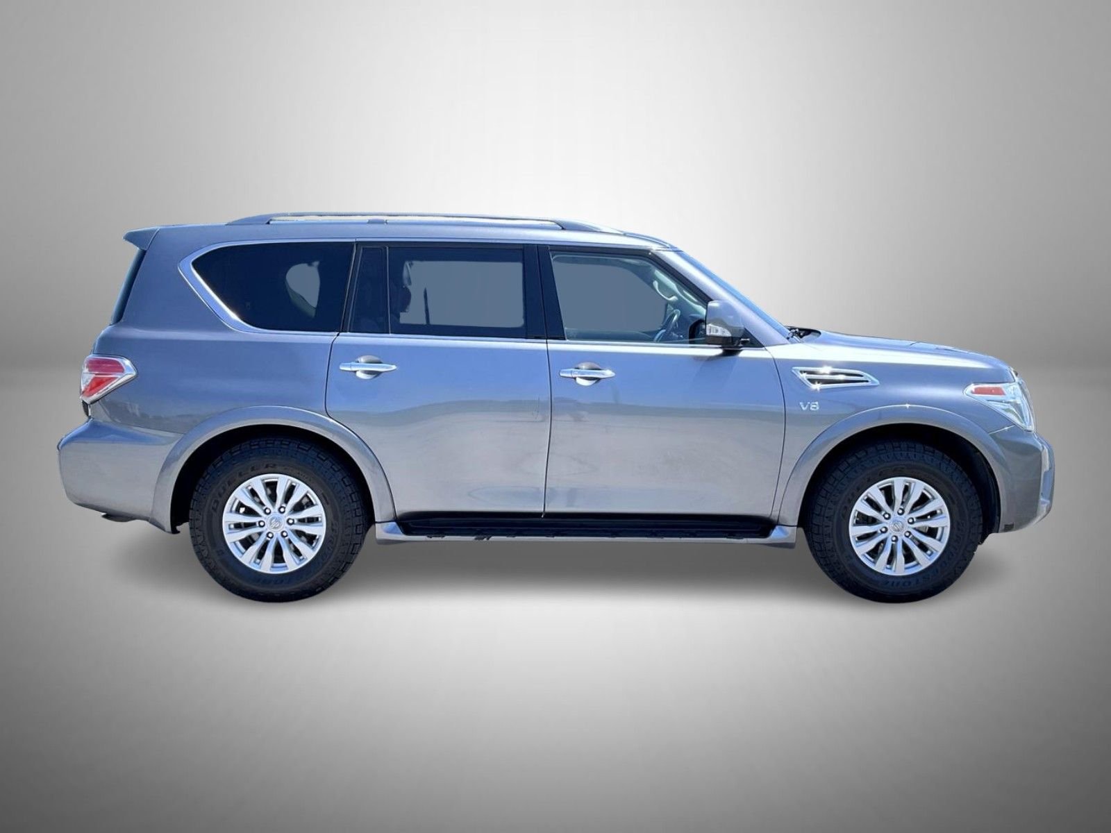 Used 2019 Gray Nissan SV image 4