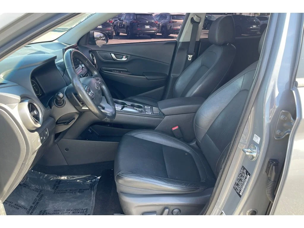 Used 2023 Galactic Gray Hyundai Limited image 11