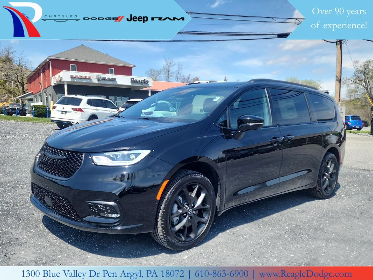 2026 Chrysler Pacifica Select AWD's photo