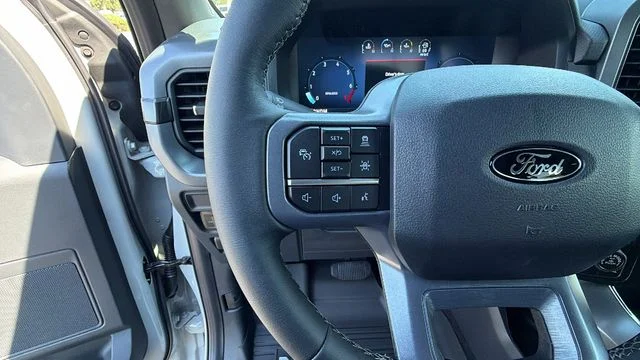 New 2026 Avalanche Ford XLT image 28