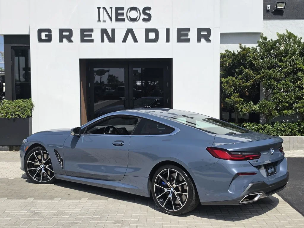 Used 2019 Blue Metallic BMW M850i xDrive image 4